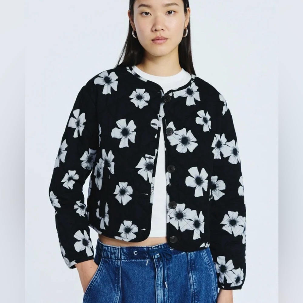 Scoop Quilted Floral jacket small NWT
